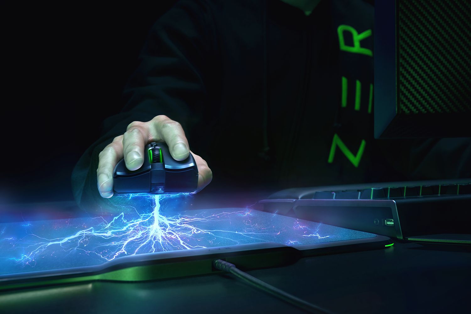 Razer Mamba + Firefly Hyperflux Bundle - купить игровой комплект